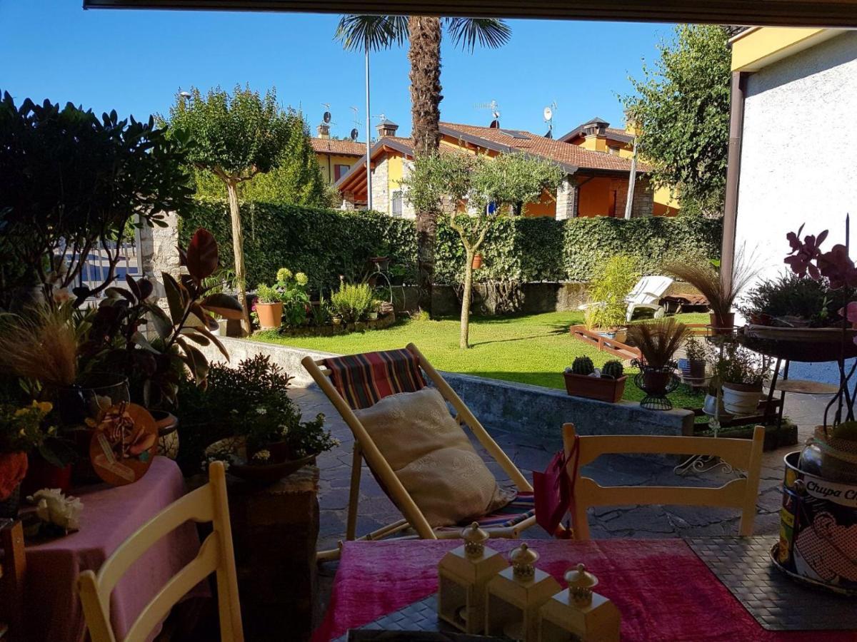 B & B Da Giusy Corte Franca Exterior photo